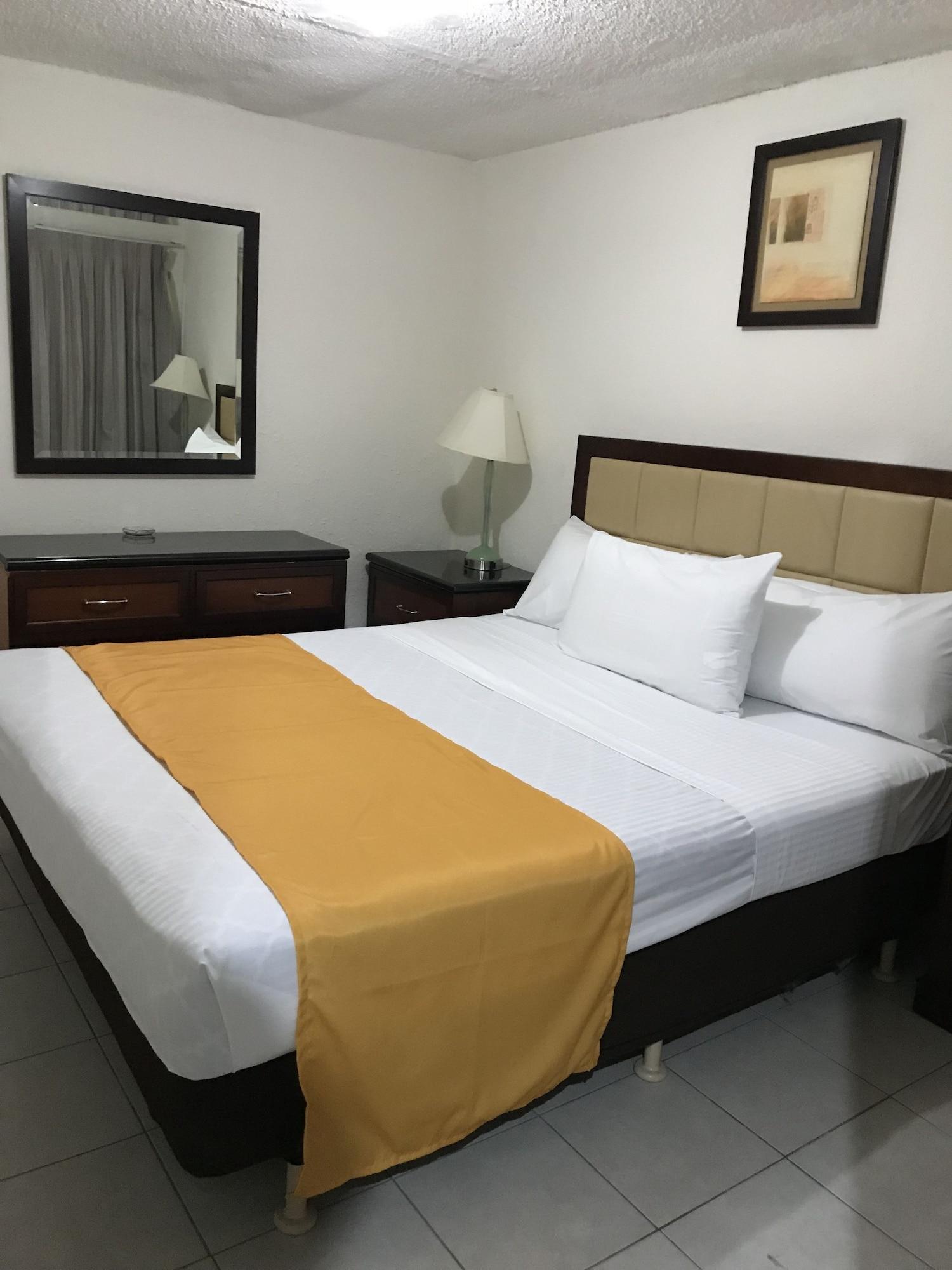 Hotel Guillen Jr Tijuana Exteriör bild