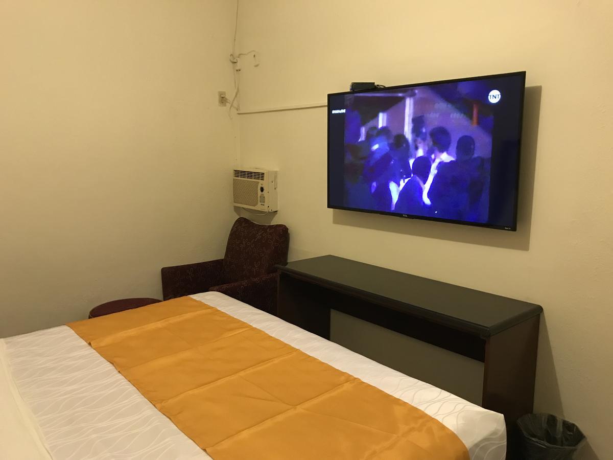 Hotel Guillen Jr Tijuana Exteriör bild