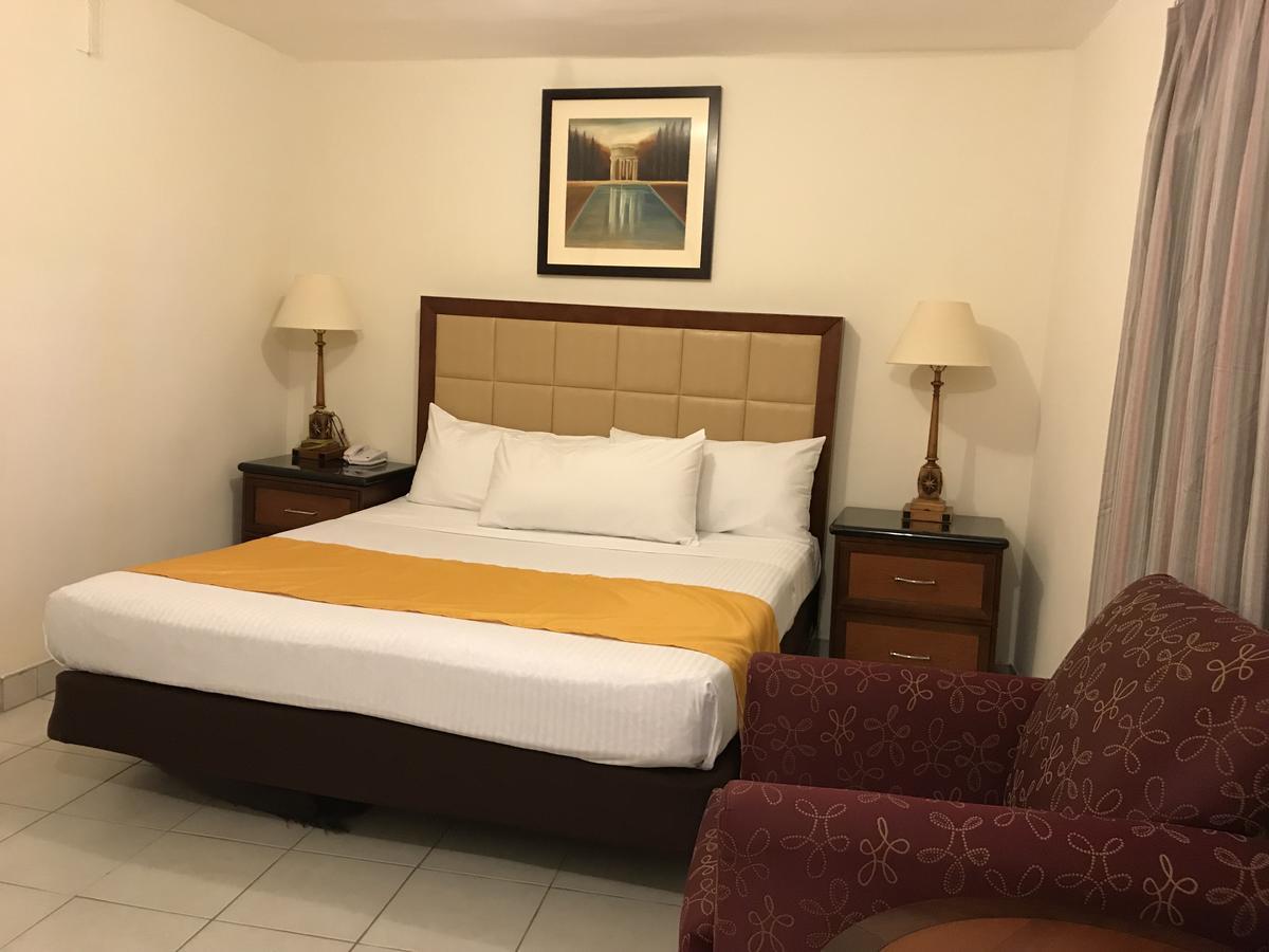Hotel Guillen Jr Tijuana Exteriör bild