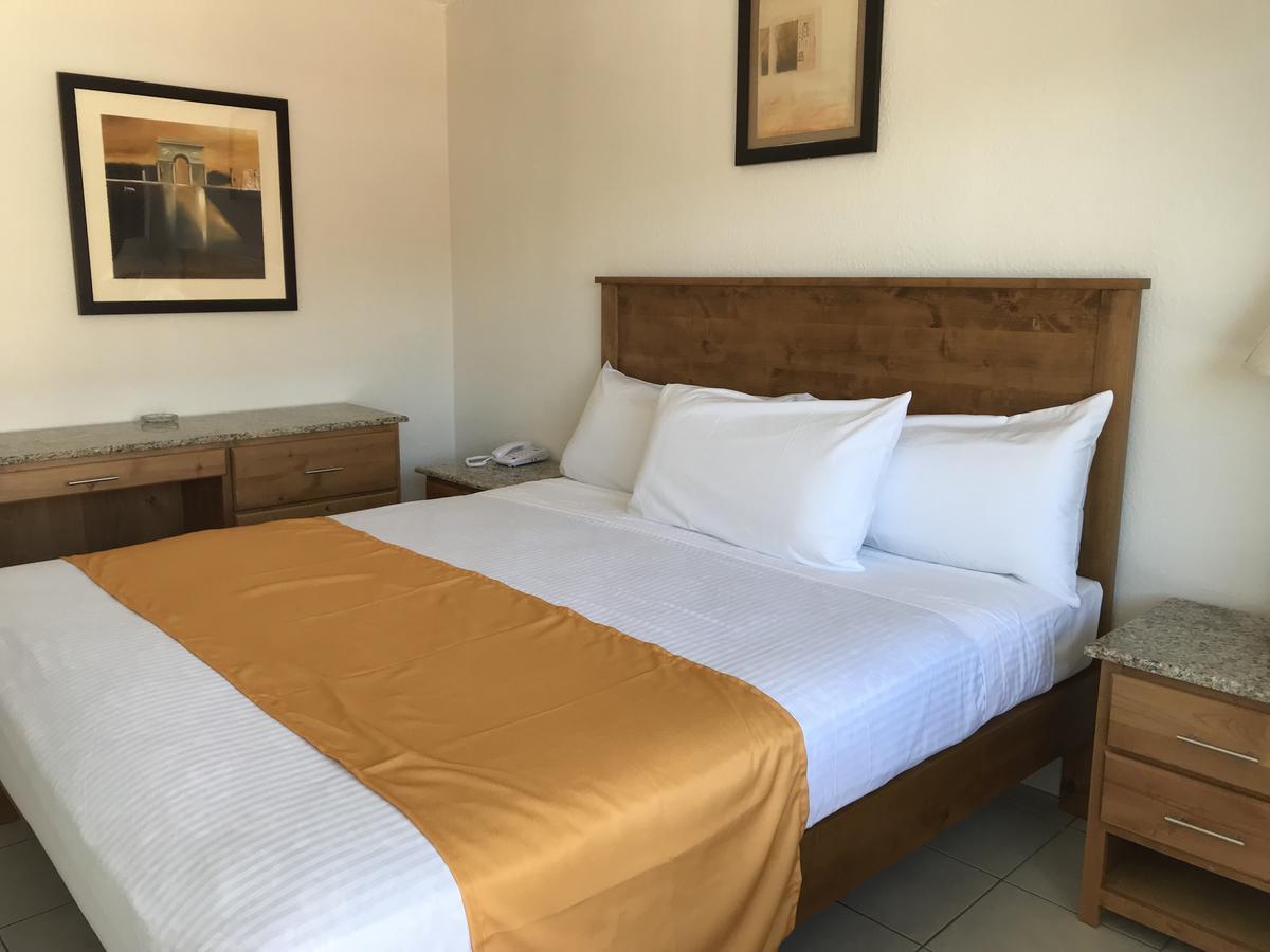 Hotel Guillen Jr Tijuana Exteriör bild